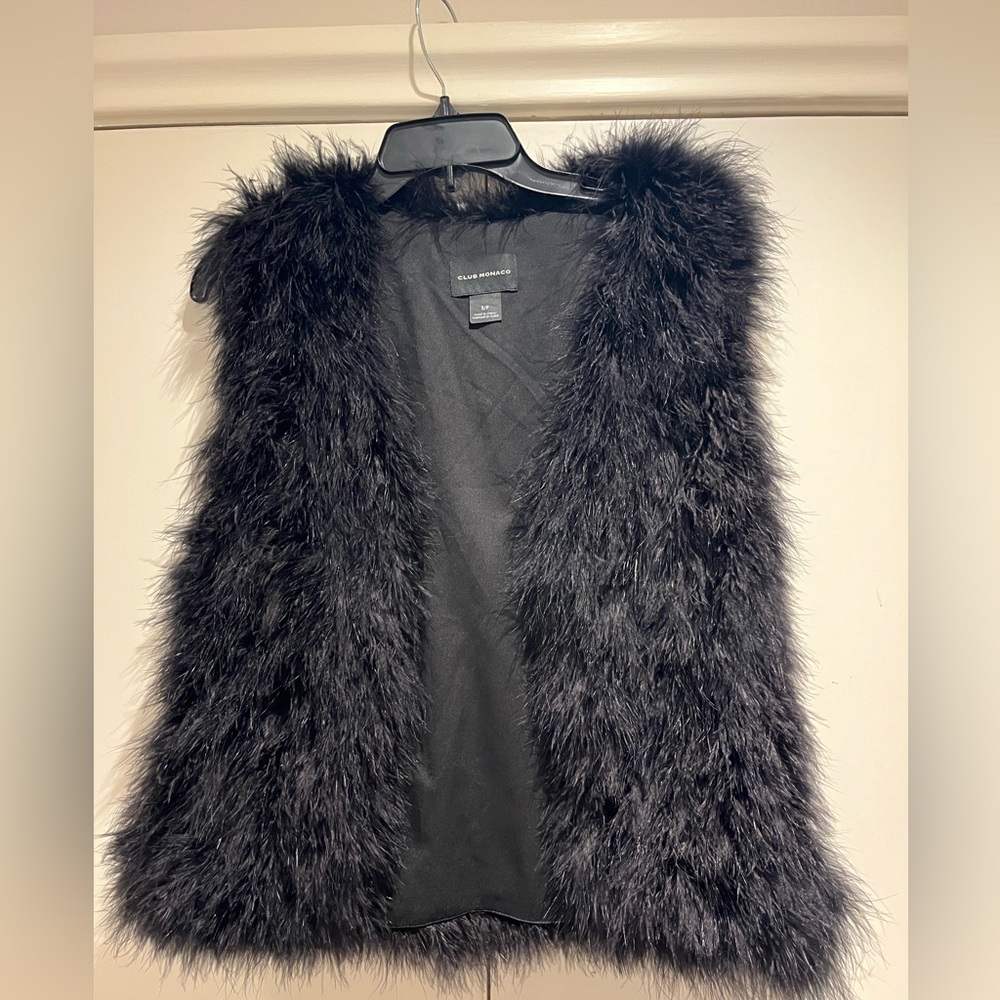Club Monaco size small black feather vest